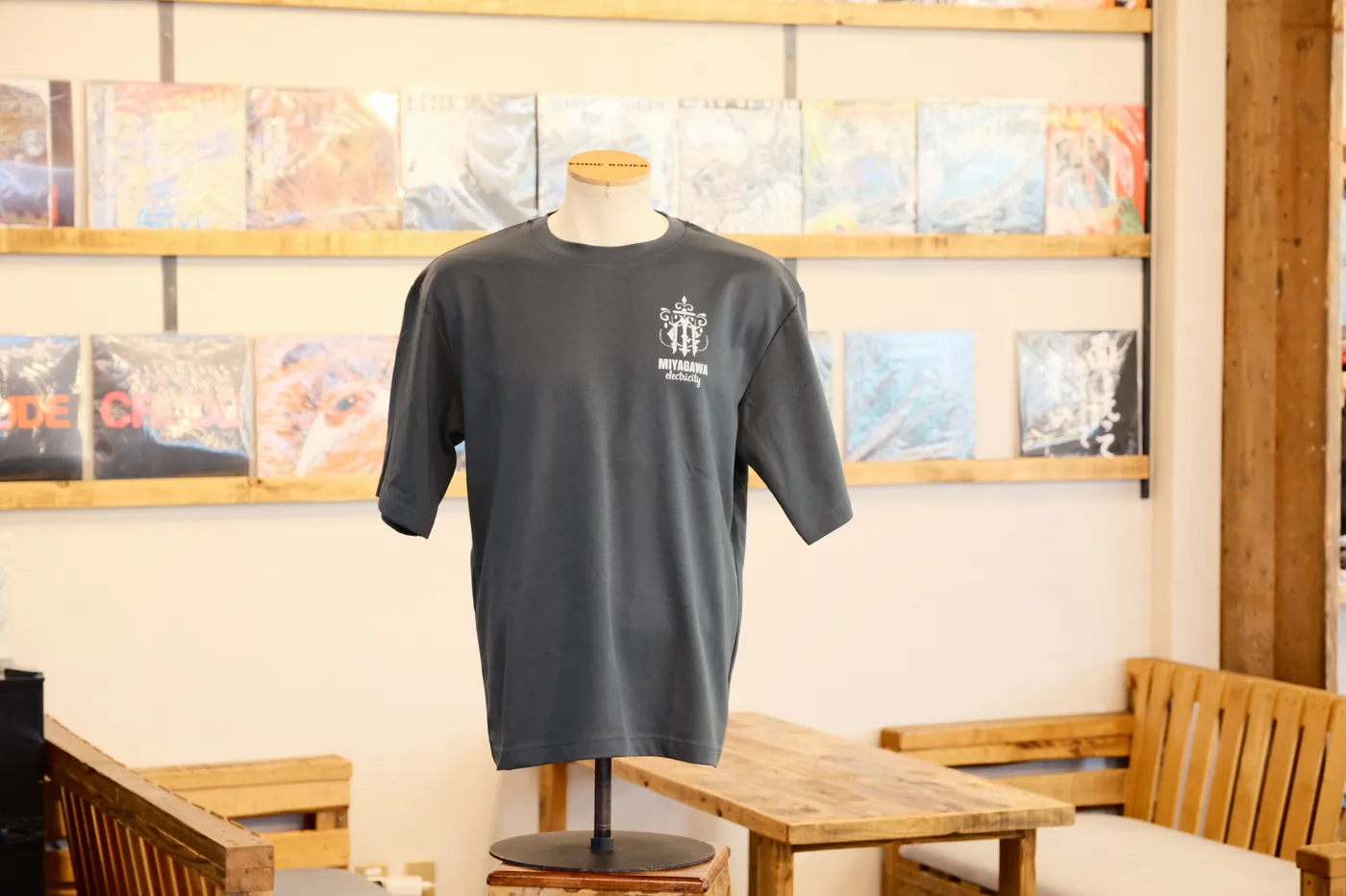 宮川電気様のTシャツの作成（正面）